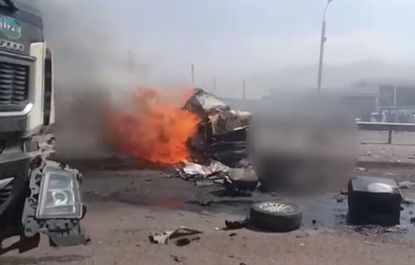 В масштабном ДТП в Ангрене погибли 7 человек