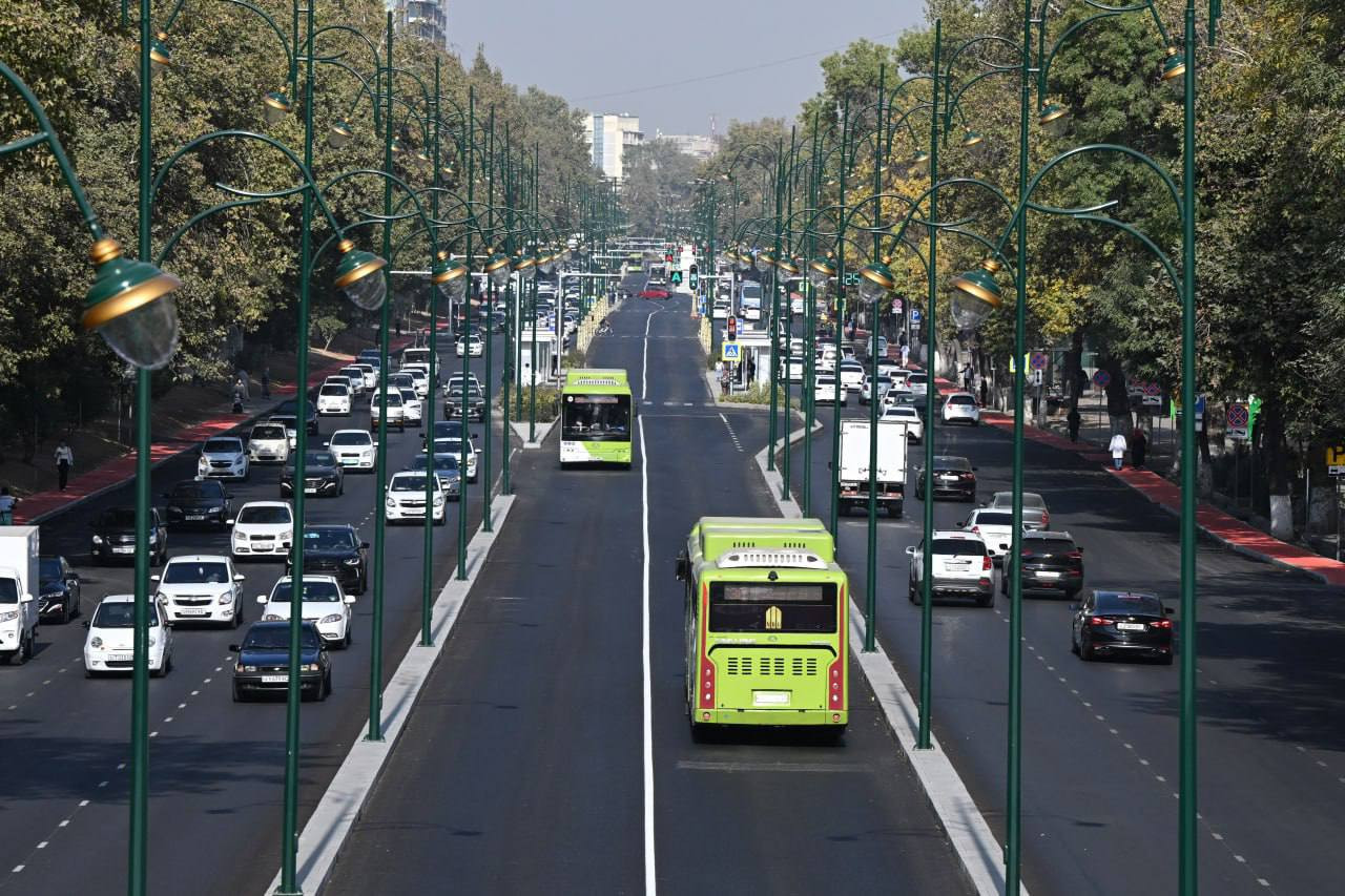 «Нужно больше таких дорог» – президент о системе BRT