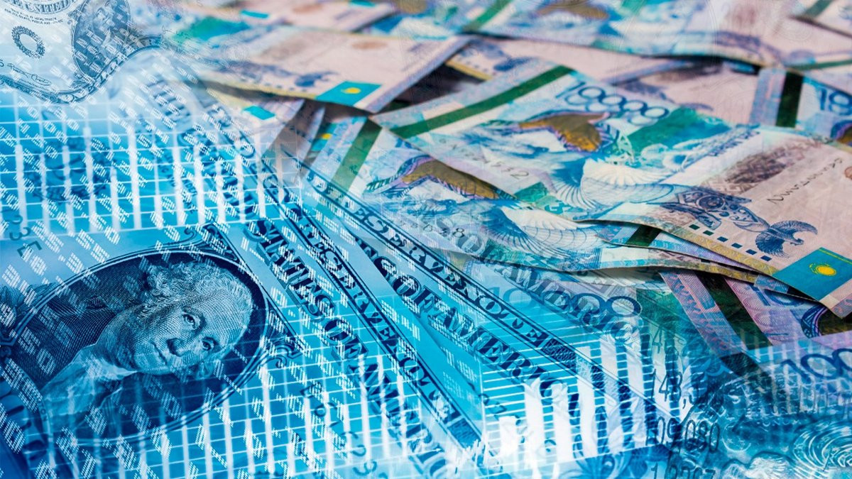 Курс доллара продолжает рост на торгах