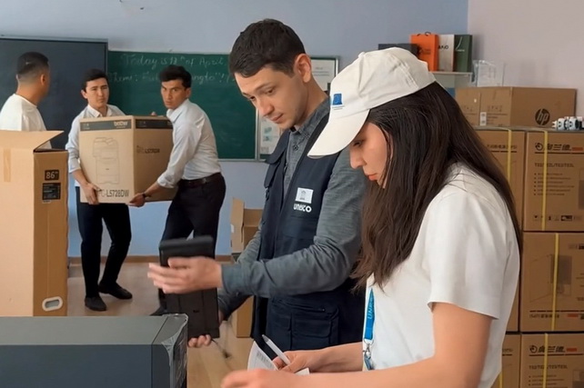 ЮНЕСКО оснащает ИКТ-кабинеты техникумов Узбекистана