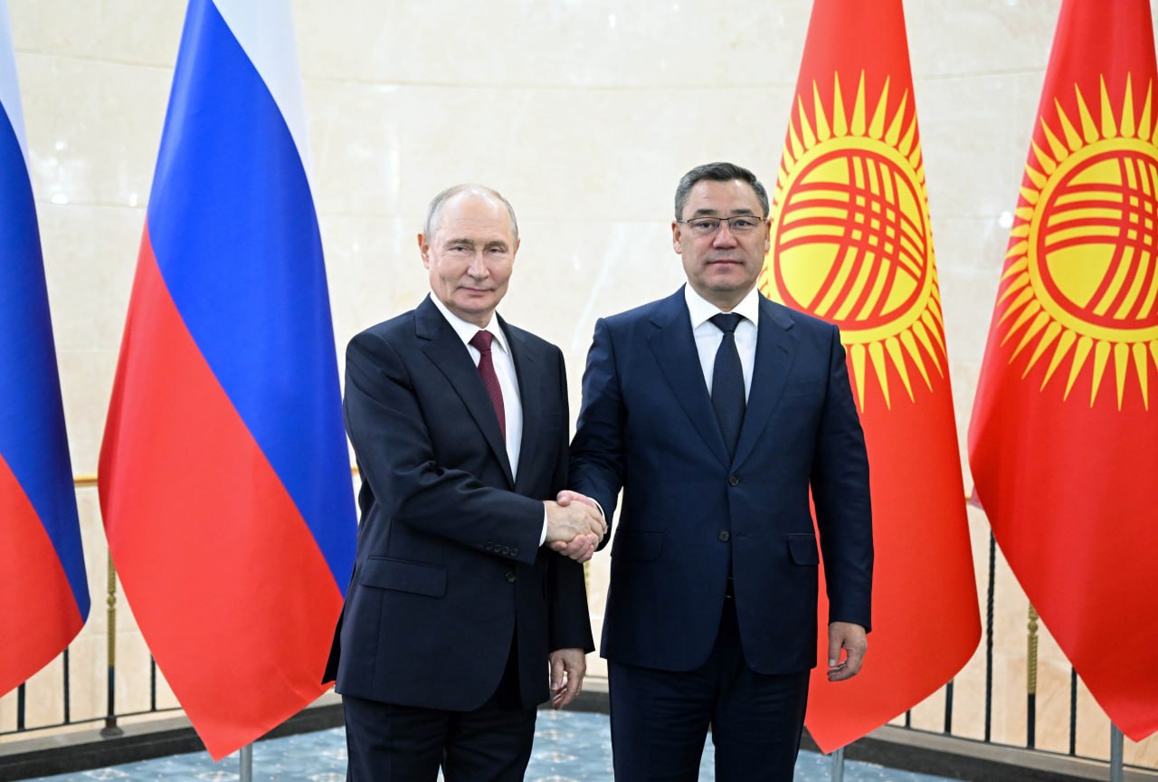 Путин заявил, что ценит внимание Садыра Жапарова к поддержке русского языка